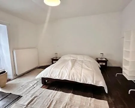 Duplex Beluci *