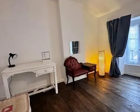 Duplex Beluci 아파트